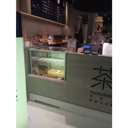 黃光照3.jpg 黃光照3.jpg